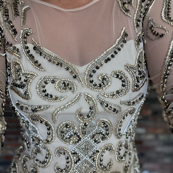 Lara Bodycon Embellished Gold Dress - Picture 5 of 7